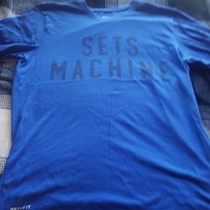 Mens Nike cotton tee size M